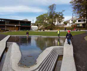 BIBLIOTEK MED EGEN PARK