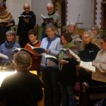 Fremfører Johannespasjonen av Johann Sebastian Bach